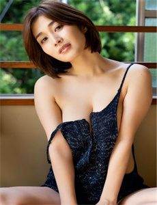 偷拍BBB妇女撒尿BBBB-成人无码A片一区二区三区免费看