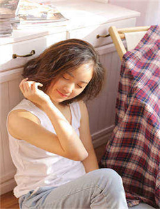 怪笑少女